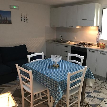 Villa Ceni - Appartamenti Con Camere, Cucina, Wc E Terrazza Sul Mare In Villa Con Piscina, Giardino E Parcheggio Маринелла-ді-Селінунте Екстер'єр фото