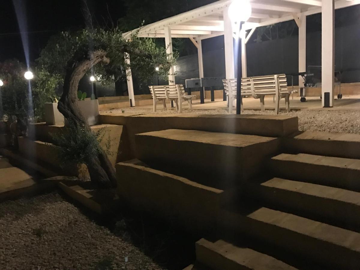 Villa Ceni - Appartamenti Con Camere, Cucina, Wc E Terrazza Sul Mare In Villa Con Piscina, Giardino E Parcheggio Маринелла-ді-Селінунте Екстер'єр фото