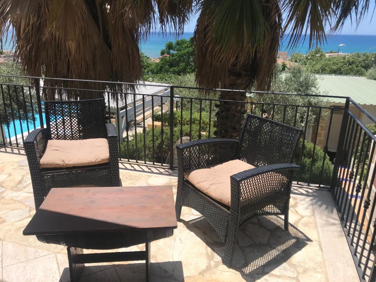 Villa Ceni - Appartamenti Con Camere, Cucina, Wc E Terrazza Sul Mare In Villa Con Piscina, Giardino E Parcheggio Маринелла-ді-Селінунте Екстер'єр фото