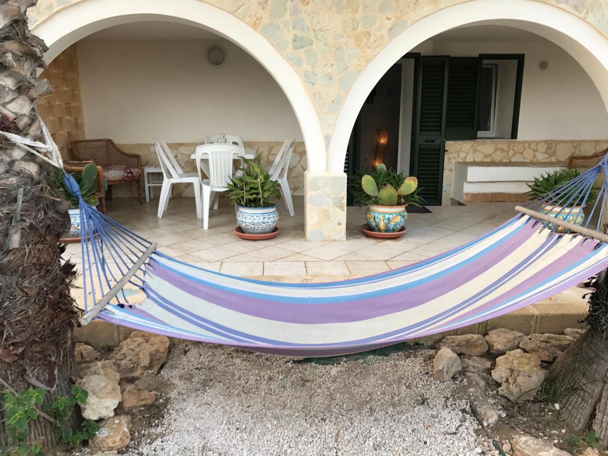 Villa Ceni - Appartamenti Con Camere, Cucina, Wc E Terrazza Sul Mare In Villa Con Piscina, Giardino E Parcheggio Маринелла-ді-Селінунте Екстер'єр фото