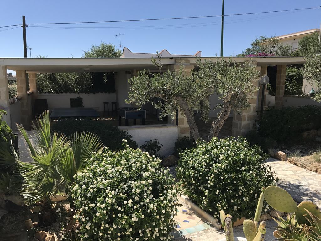 Villa Ceni - Appartamenti Con Camere, Cucina, Wc E Terrazza Sul Mare In Villa Con Piscina, Giardino E Parcheggio Маринелла-ді-Селінунте Екстер'єр фото