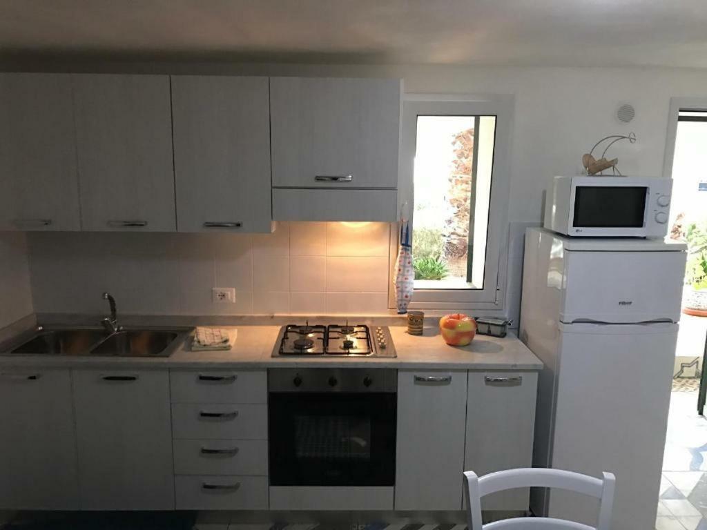 Villa Ceni - Appartamenti Con Camere, Cucina, Wc E Terrazza Sul Mare In Villa Con Piscina, Giardino E Parcheggio Маринелла-ді-Селінунте Екстер'єр фото