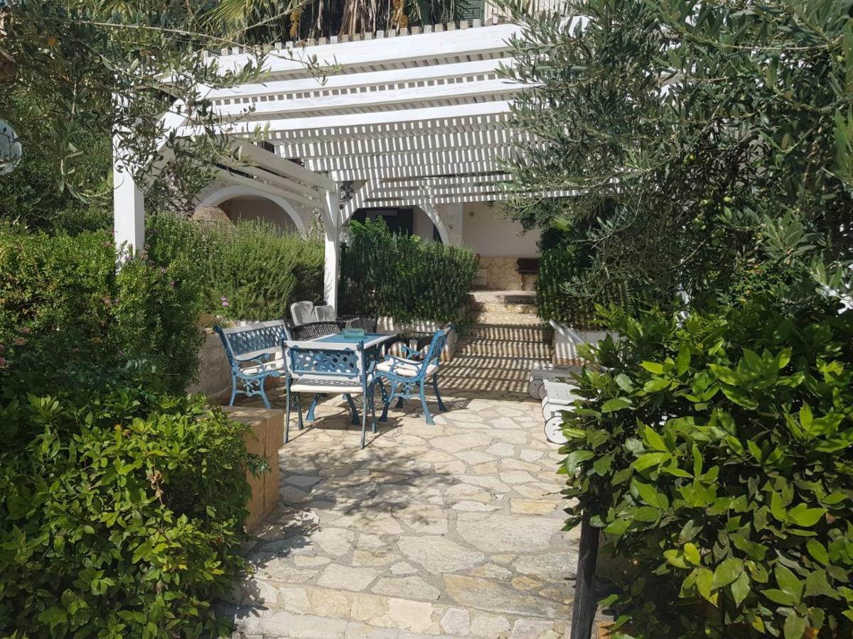 Villa Ceni - Appartamenti Con Camere, Cucina, Wc E Terrazza Sul Mare In Villa Con Piscina, Giardino E Parcheggio Маринелла-ді-Селінунте Екстер'єр фото