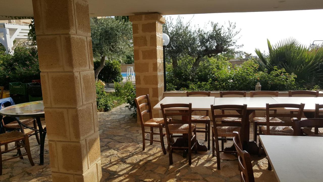 Villa Ceni - Appartamenti Con Camere, Cucina, Wc E Terrazza Sul Mare In Villa Con Piscina, Giardino E Parcheggio Маринелла-ді-Селінунте Екстер'єр фото